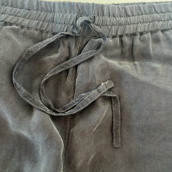 Johnny Was Embroidered Pants 👖 - Picture 6 of 10